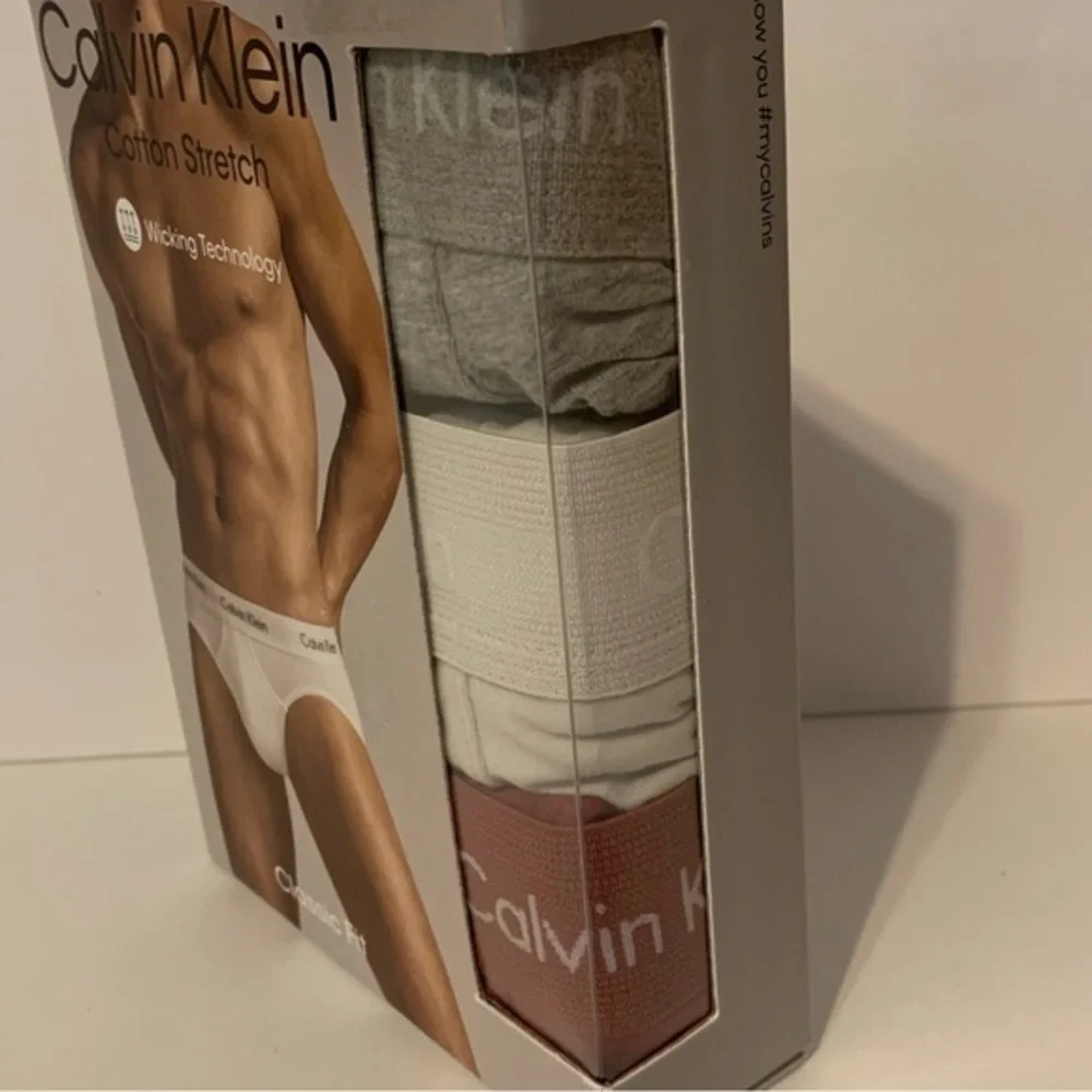 NIB. CALVIN KLEIN Men’s 3pk Hip Brief